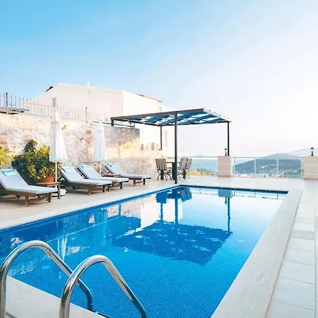 Sleeps 7 With Pool Air Con And Wifi *