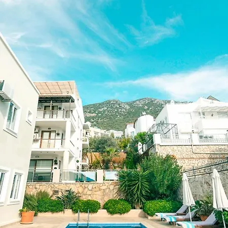 Sleeps 7 With Pool Air Con And Wifi *