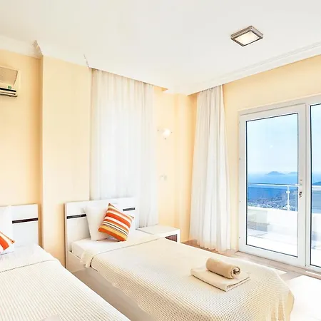 Sleeps 7 With Pool Air Con And Wifi Villa Kalkan