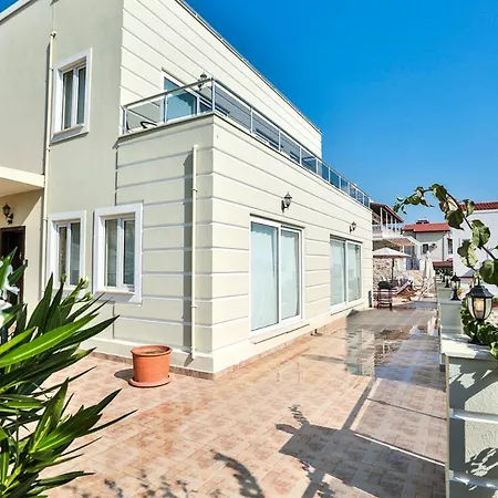 Sleeps 7 With Pool Air Con And Wifi Kalkan