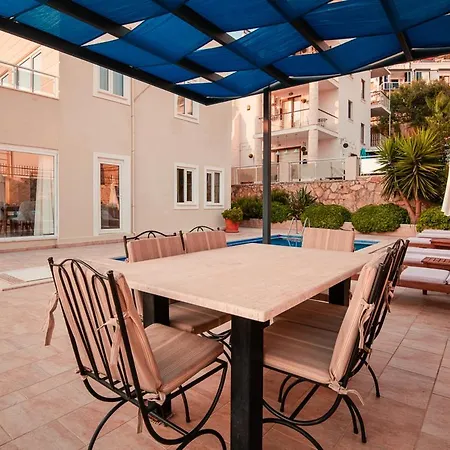 Sleeps 7 With Pool Air Con And Wifi Villa Kalkan